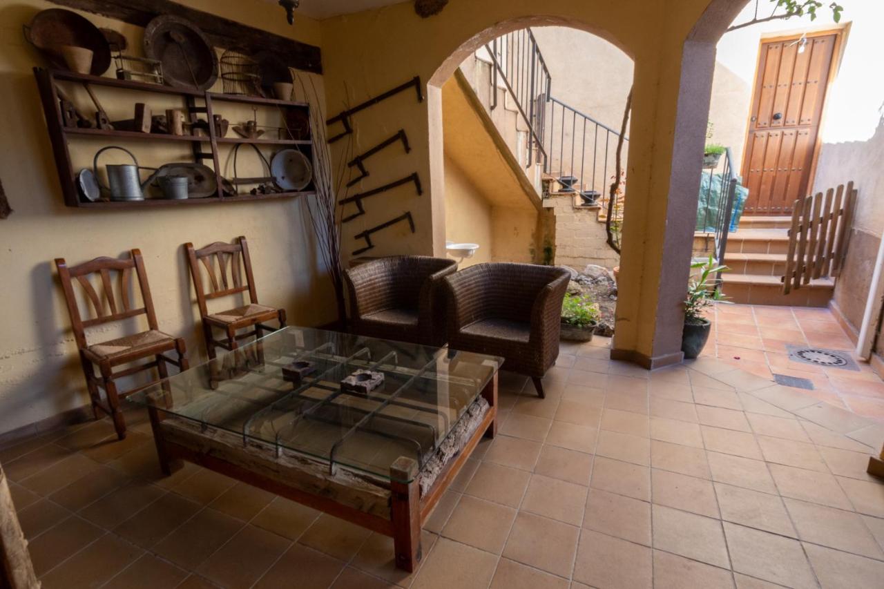 Casa De Nohales Guest House Exterior photo