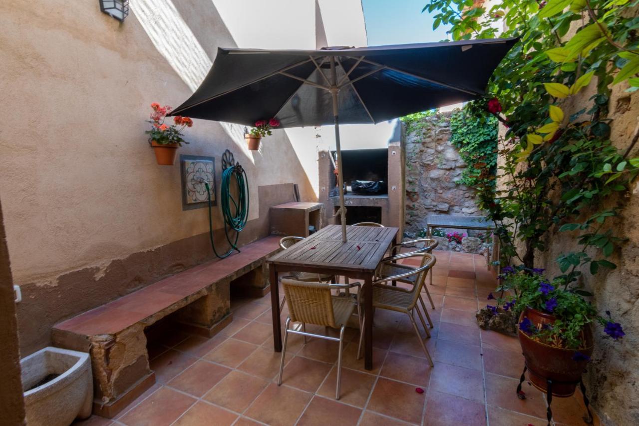 Casa De Nohales Guest House Exterior photo